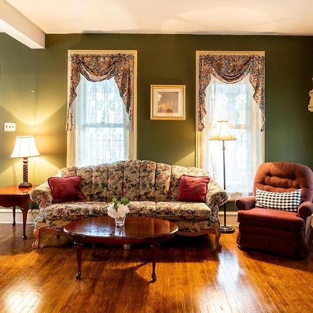 Charming Executive Victorian Mansion W/ Free Parking - Near Bucknell Villa Milton Kültér fotó