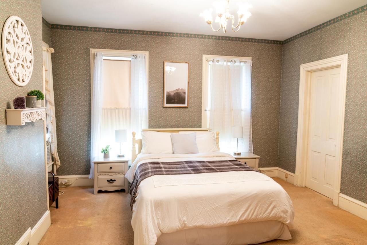 Charming Executive Victorian Mansion W/ Free Parking - Near Bucknell Villa Milton Kültér fotó